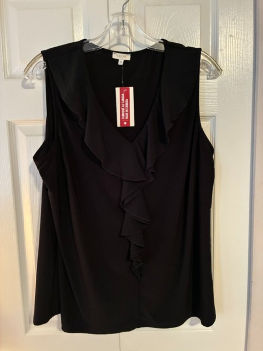 Laura Plus Black Ruffle V Neck Sleeveless Blouse Tank Top 2X NWT Made In Canada